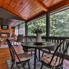 Chestnut Hills Lodge by Mountain Oasis | 4 Private Acres - Fence