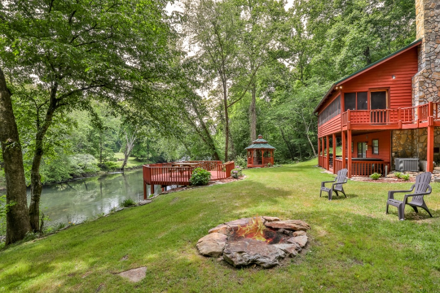 Mountain Oasis Cabin Rentals North GA Vacations Ellijay Getaways